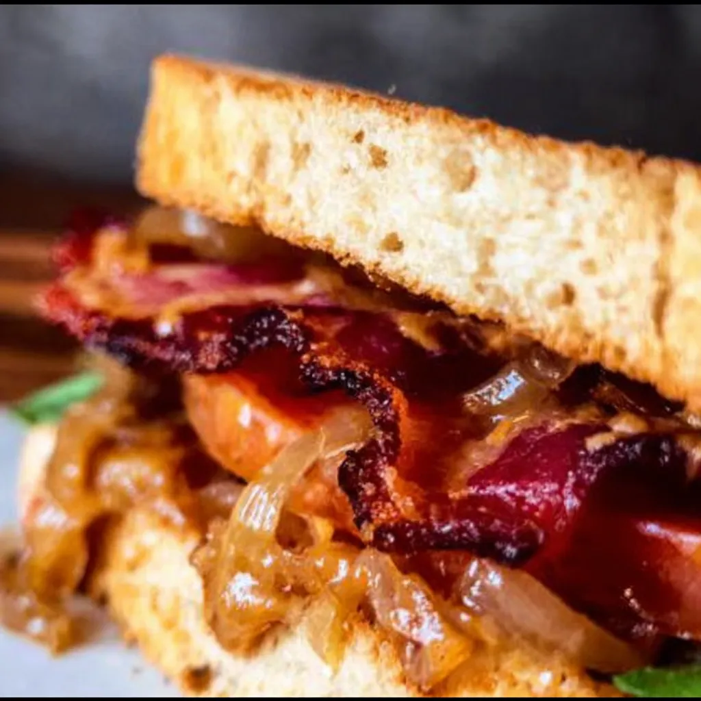 Best Bacon Sandwich with Caramelized Onions